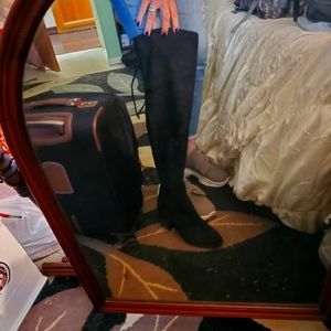 Black unisa over the knee boots